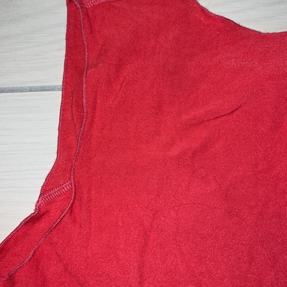 Unique Lululemon Tank - Picture 4 of 4